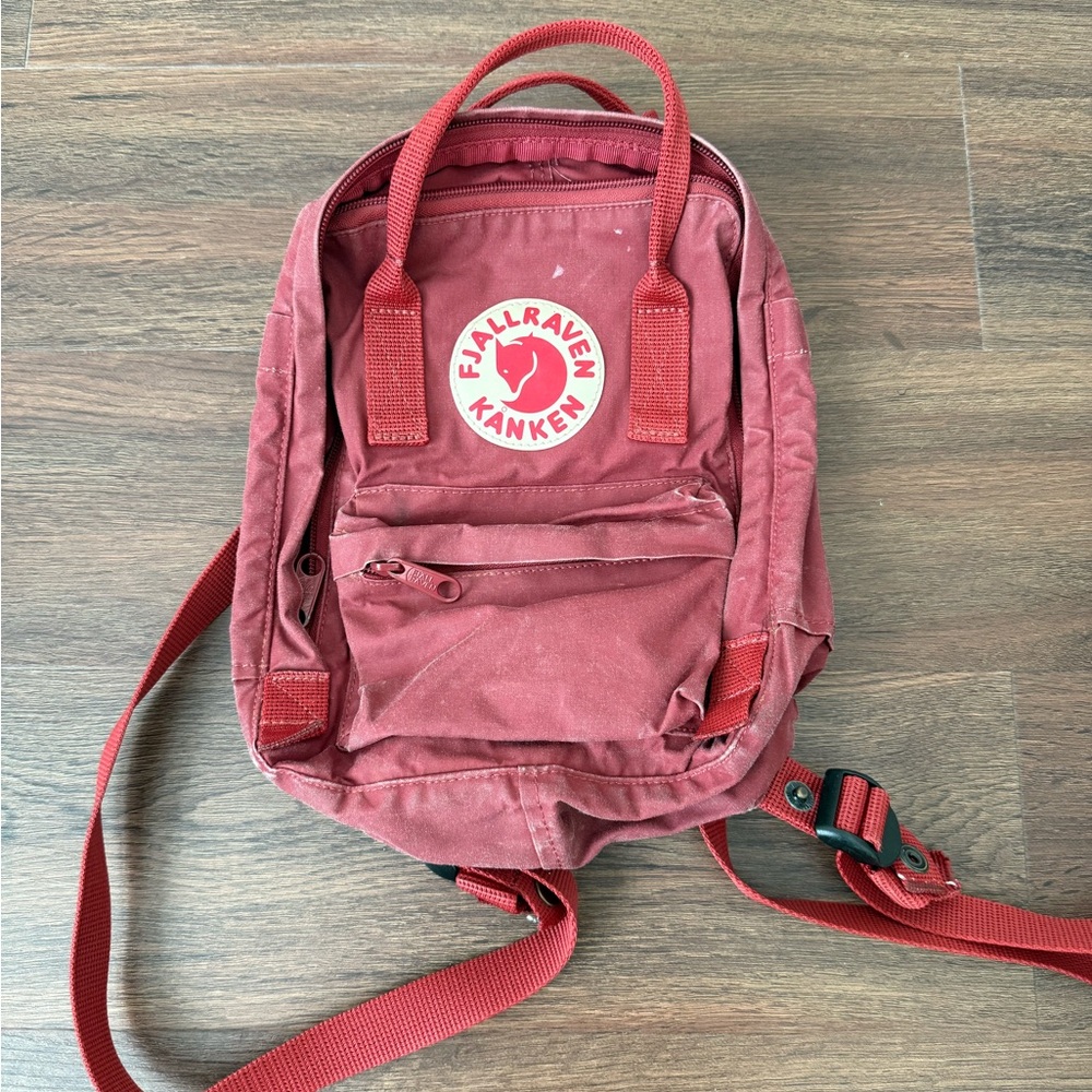 Fjallraven Kanken Mini Red Backpack